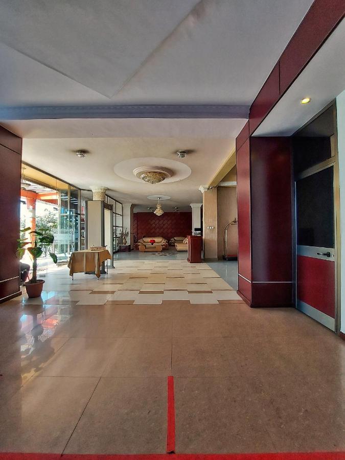 Top Ten Hotel 亚的斯亚贝巴 外观 照片