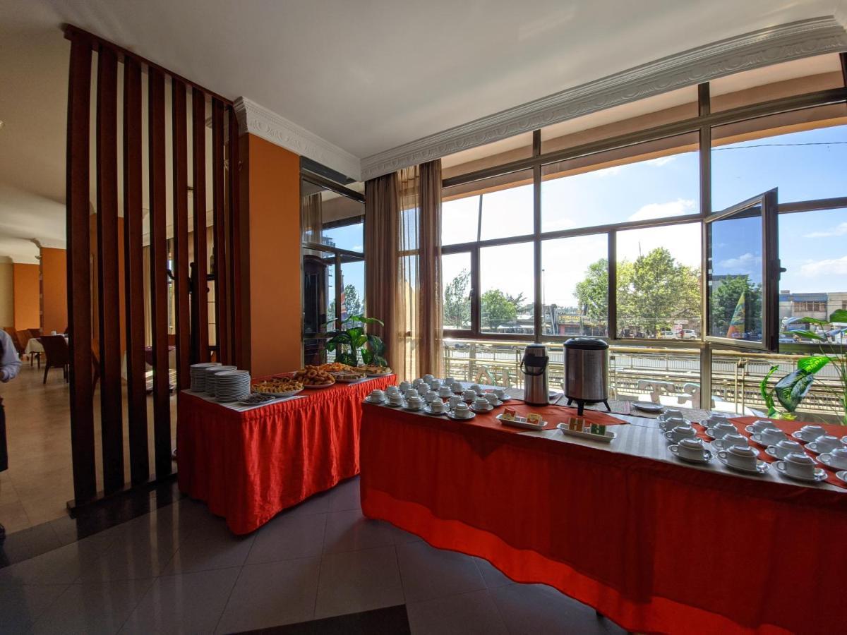 Top Ten Hotel 亚的斯亚贝巴 外观 照片