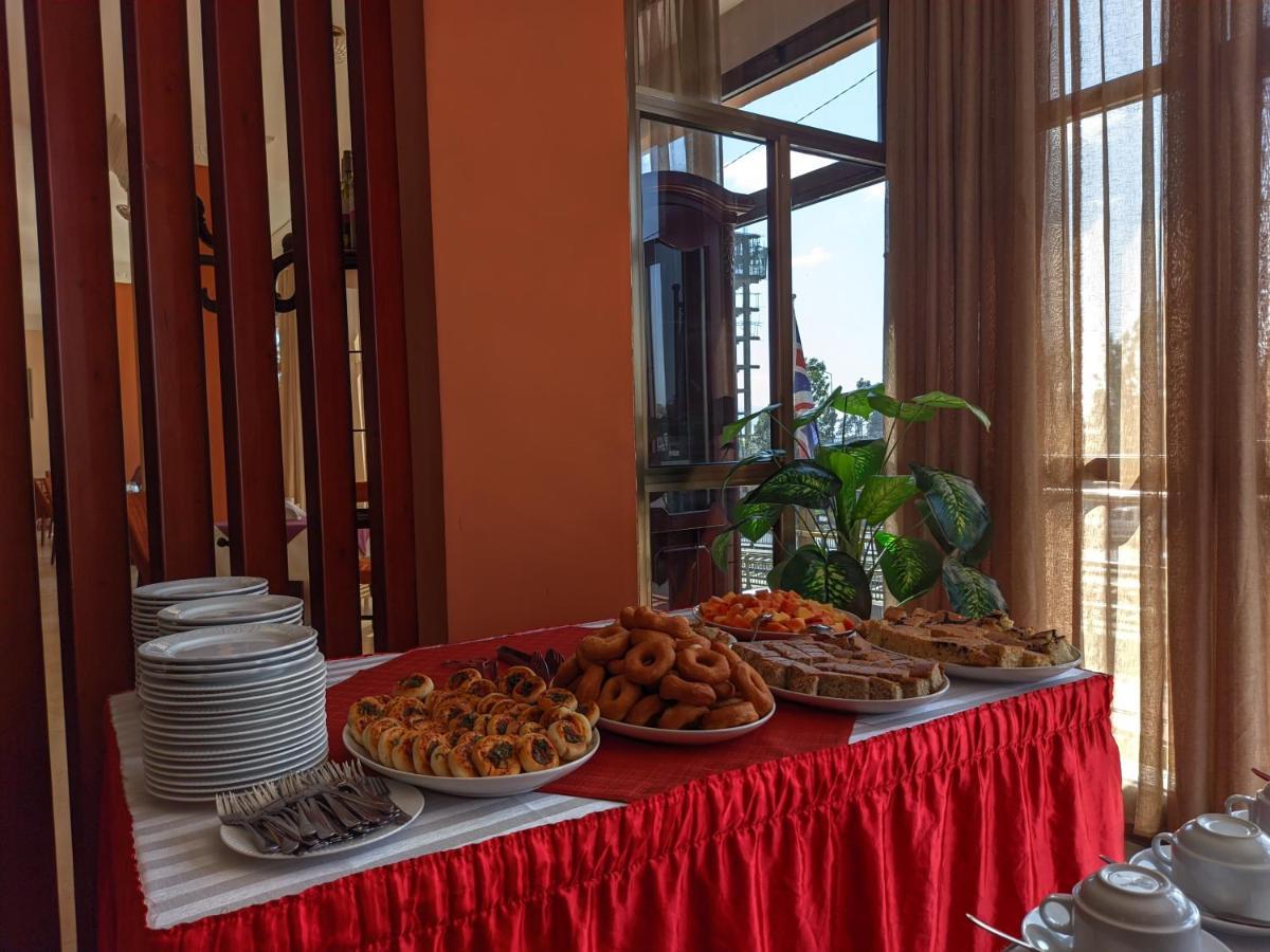 Top Ten Hotel 亚的斯亚贝巴 外观 照片